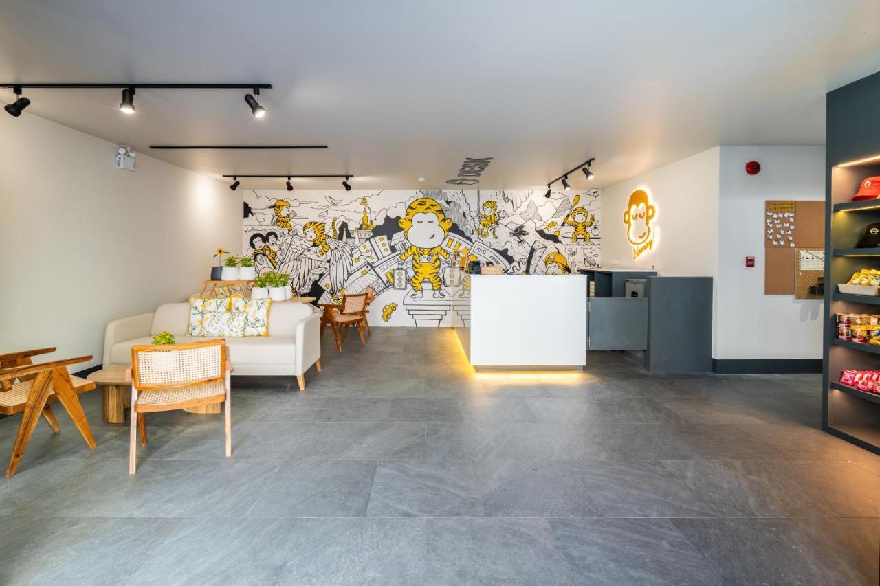 Newly Opened - Blu Monkey Hub And Hotel Krabi Town ภายนอก รูปภาพ