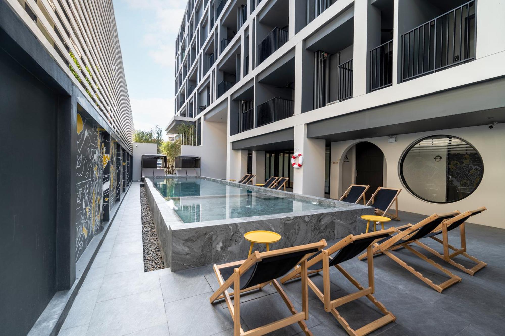 Newly Opened - Blu Monkey Hub And Hotel Krabi Town ภายนอก รูปภาพ